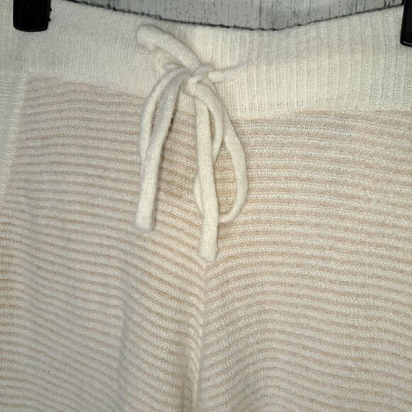 NWOT Fate Woven Joggers - Picture 11 of 12